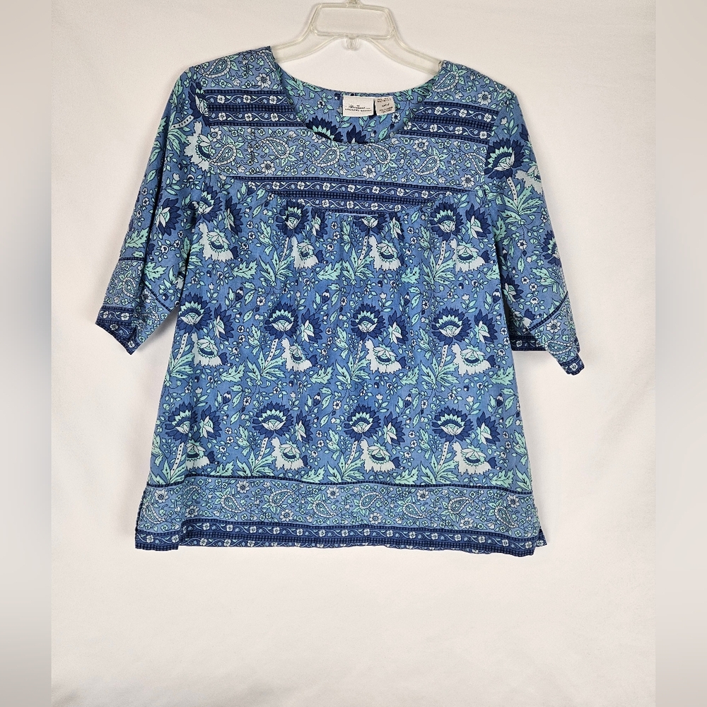 Vermont Country Store Blue 3/4 Sleeve Boxy Blouse with Paisley Print